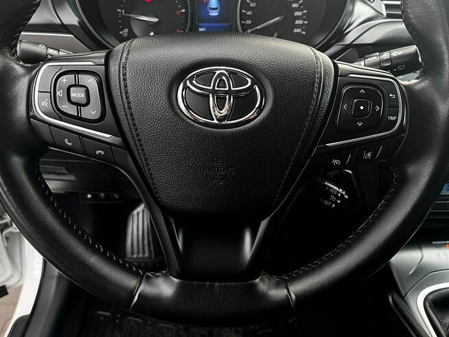 Toyota Avensis FUllLED+Kamera+Tempomat GWARANCJA Iwł Kraj BEZWYPADKO Serwisowany F23%