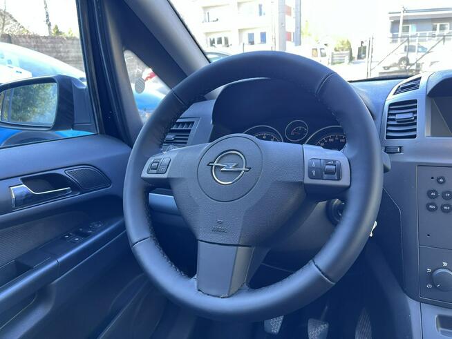 Opel Zafira 1.8 7osób Klima Tempomat el szyby Bez Rdzy Stan BDB Bezwyp Oplacony