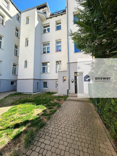 STYLOWA KAWALERKA W KAMIENICY – PO REMONCIE