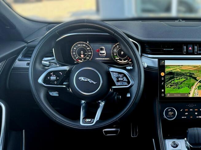 Jaguar F-PACE 4x4 skóra el.fotele WEBASTO acc FUL LED kamery 360 wentylacja MAX OP