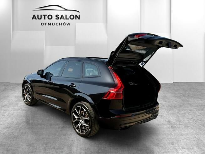 Volvo XC 60 POLESTAR panorama 4x4 kamera acc blis skora hak el.klapa MAX OPCJA