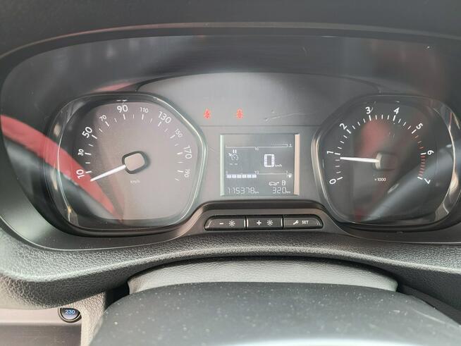 PROACE L3 2.0 D-4D Cool Comfort Long Długa