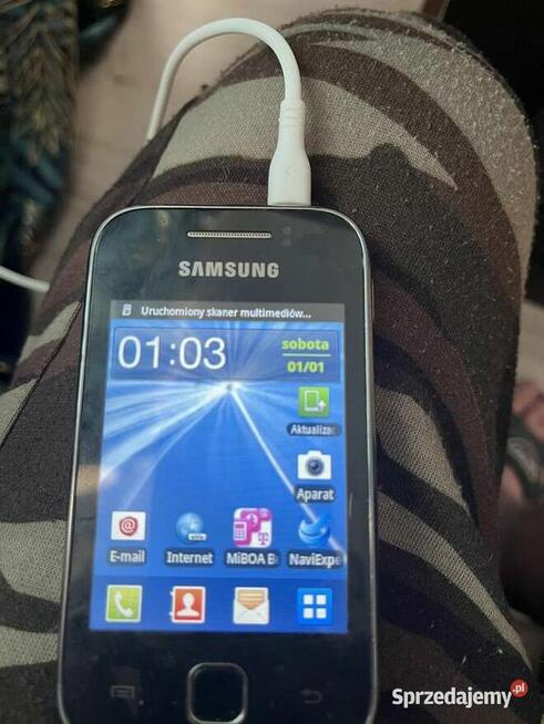 Syndyk sprzeda telefon Samsung GT-S5360 Galaxy
