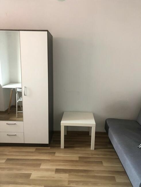 Bardzo ładny pokój przy metrze Służew