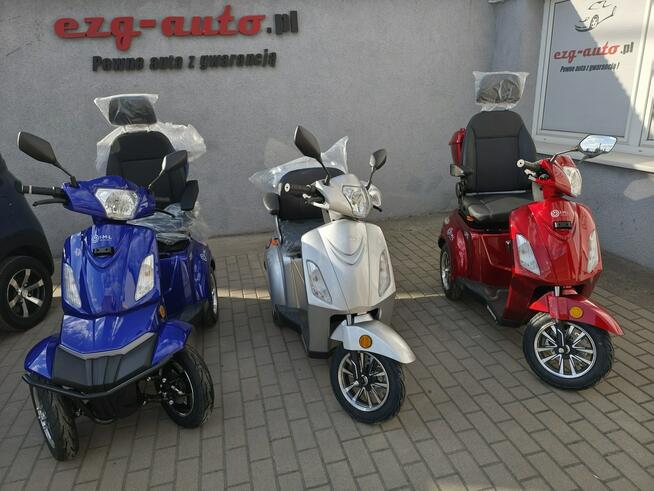 Iamelectric Life Elektryczne pojazdy bez prawa jazdy.