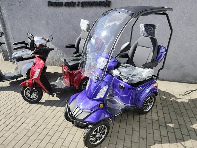 Iamelectric Life Elektryczne pojazdy bez prawa jazdy.