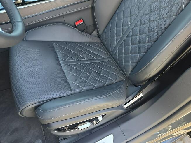 Audi A8 Wentylacja_Masaże_Dociągi_Webasto_Bang&Olufsen_Matrix_HeadUp_FV23%