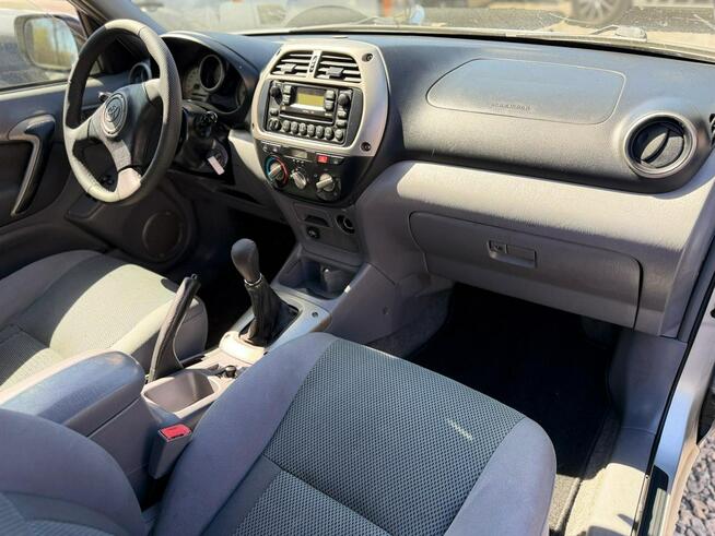 Toyota RAV-4 2,0 benz 150KM 4X4 klimatyzacja