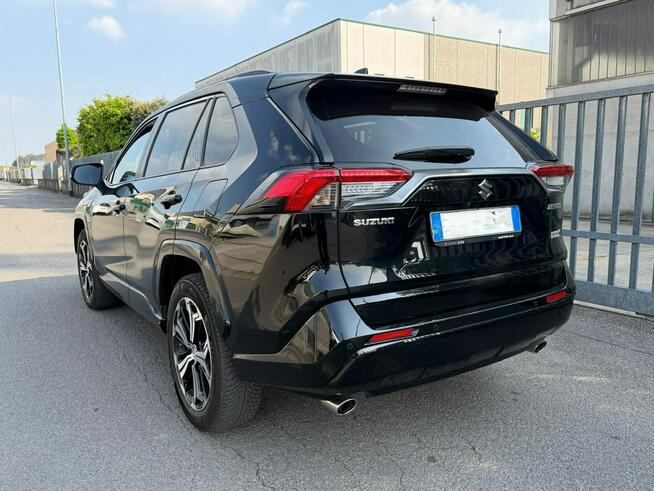 Toyota RAV-4 2,5 AWD selection full LED hybryda plug in