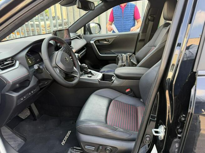 Toyota RAV-4 2,5 AWD selection full LED hybryda plug in