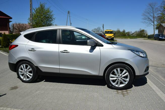 Hyundai ix35 2.0B Automat Navi Kamera 2 KPL KÓŁ Panorama Grzane Fotele Sprowadzony