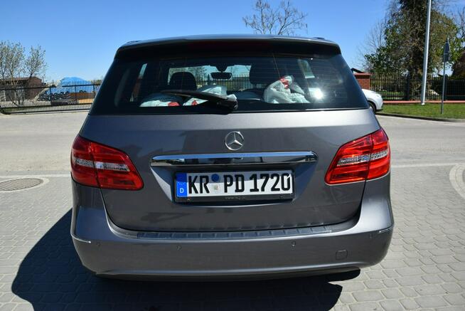 Mercedes B 180 1.5D Automat Navi Kamera PDC Oryginał Lakier Tempomat Sprowadzony