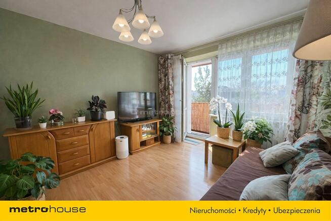 Sprzedam: Komandorska, 3 pokoje, balkon, 54,66 m²