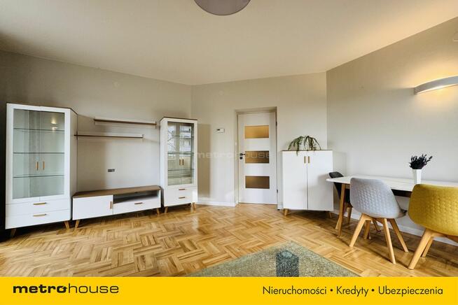 Przestronne 4-pok. 95 m², 2 łazienki, 2 x garaż