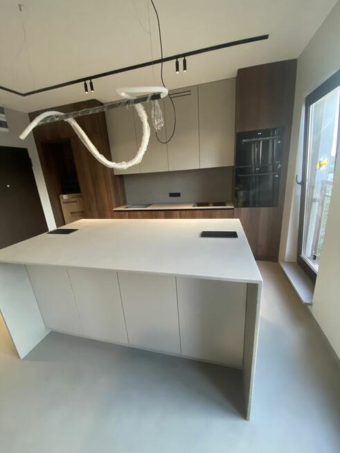 Mikrocement Łódź – podłogi, ściany, schody | Premium efekt