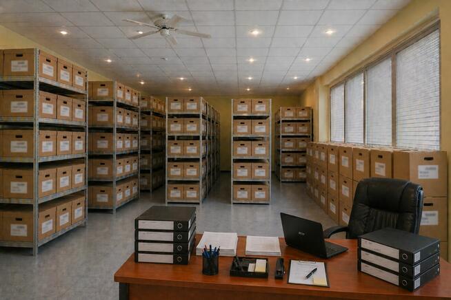 Zwolnij miejsce – bezpieczne przechowywanie dokumentów.