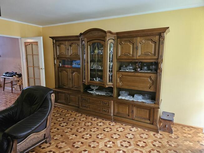 Drewniana meblościanka vintage