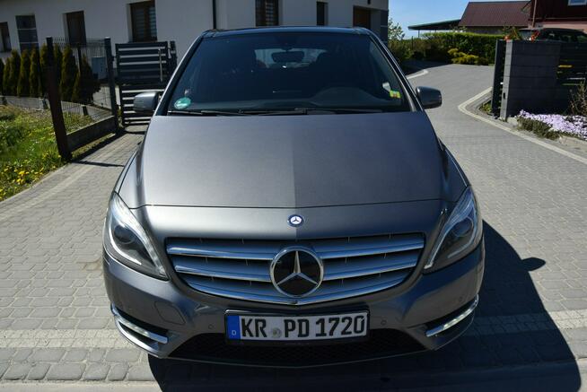 Mercedes B 180 1.5D Automat Navi Kamera PDC Oryginał Lakier Tempomat Sprowadzony