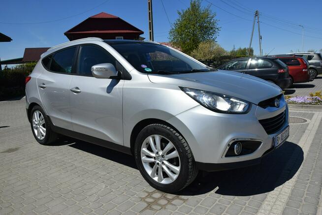 Hyundai ix35 2.0B Automat Navi Kamera 2 KPL KÓŁ Panorama Grzane Fotele Sprowadzony