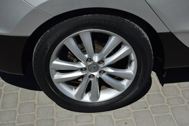 Hyundai ix35 2.0B Automat Navi Kamera 2 KPL KÓŁ Panorama Grzane Fotele Sprowadzony