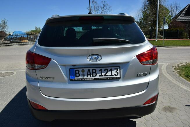 Hyundai ix35 2.0B Automat Navi Kamera 2 KPL KÓŁ Panorama Grzane Fotele Sprowadzony
