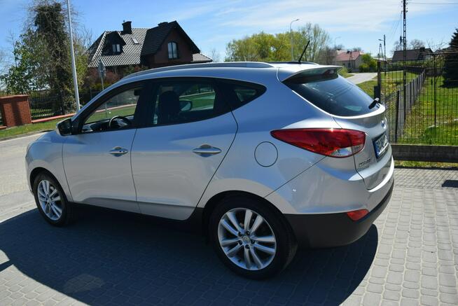 Hyundai ix35 2.0B Automat Navi Kamera 2 KPL KÓŁ Panorama Grzane Fotele Sprowadzony