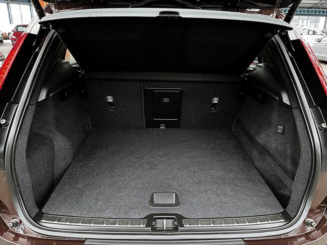 Volvo XC 40 INSCRIPTION 4x4 AUTOMAT Led+Skóra+Navi Gwarancja 1wł Kraj Bezwyp F23%