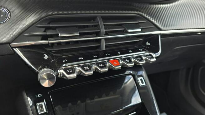 Peugeot 2008 navi ledy climatronic bisiness-line zarejestrowany nowy rozrząd