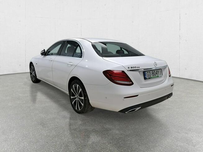 Mercedes E 300