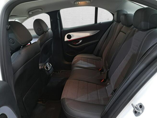 Mercedes E 300