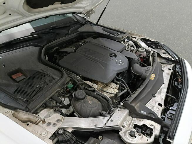 Mercedes E 300