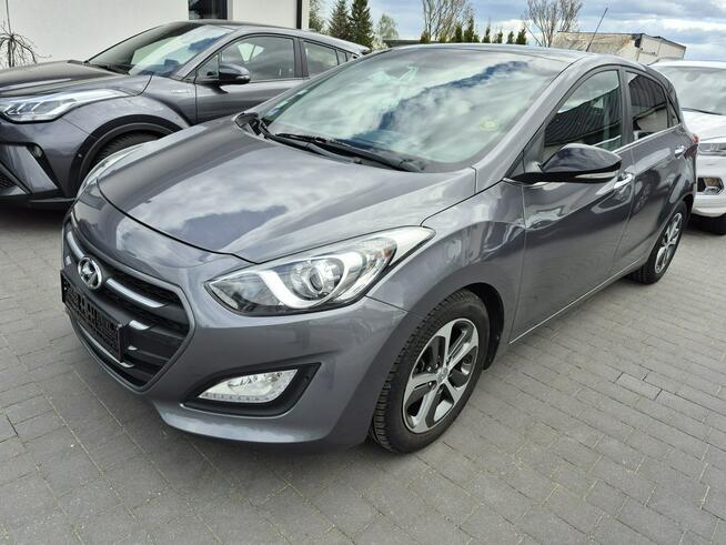 Hyundai i30 1.6 benzyna PANORAMA navi kamera led lift