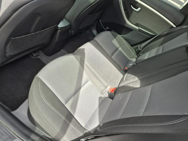 Hyundai i30 1.6 benzyna PANORAMA navi kamera led lift