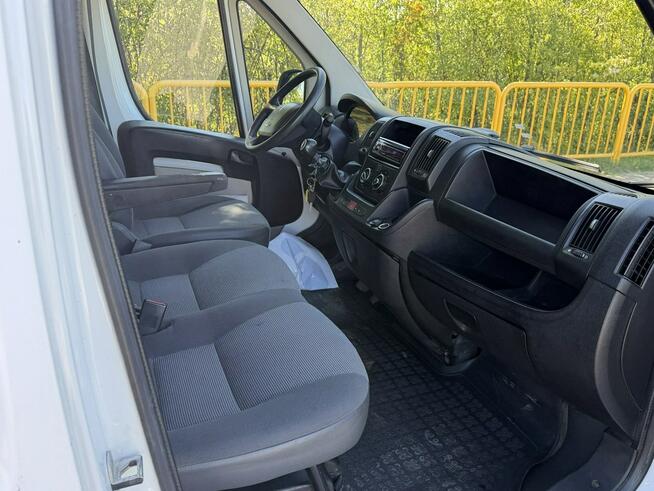 Peugeot Boxer 2.2HDI 120KM 9-osobowy DOKA