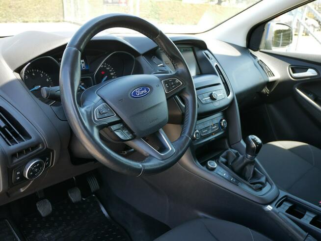 Ford Focus 1.0 E-Boost 100KM -Nowy Rozrząd Kpl -Pakiet zima -Navi -Zobacz