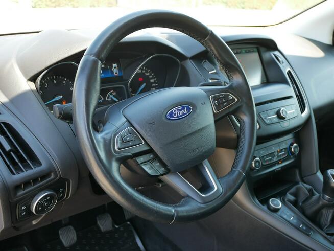 Ford Focus 1.0 E-Boost 100KM -Nowy Rozrząd Kpl -Pakiet zima -Navi -Zobacz