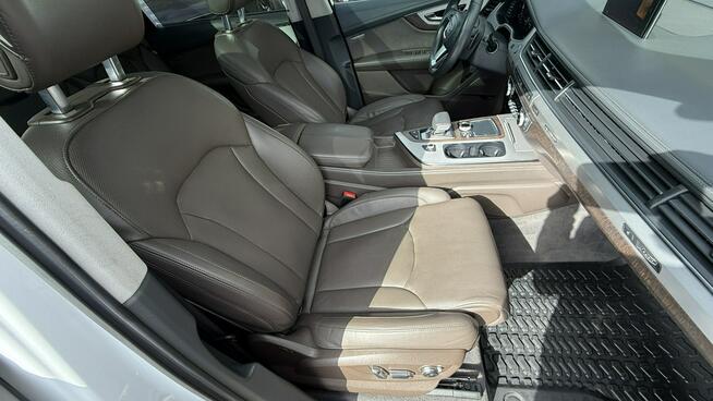 Audi Q7 3.0tdi quattro 3 x s-line max wersja 7os polski salon 1. Rok gwaran