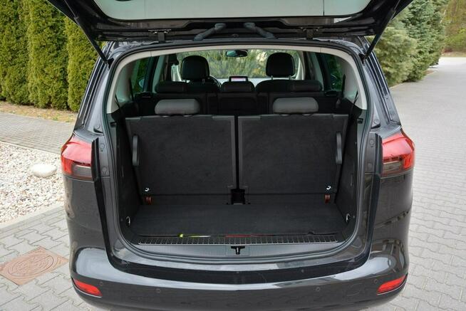 7-Foteli Duża Navi Kamera 2xParktr. Grz. Kierownica Alu 17" ASO OPEL