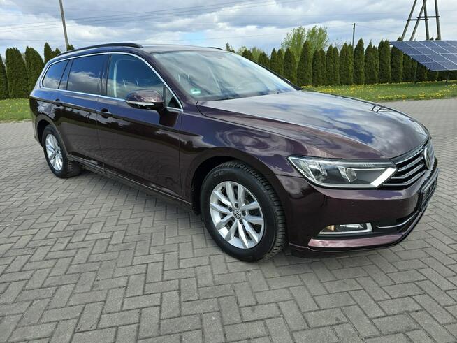 Volkswagen Passat 1,6tdi AUTOMAT.Navi.Klimatr 2 str.Serwis.Tempomat.Łopatki Zmiany Bie.