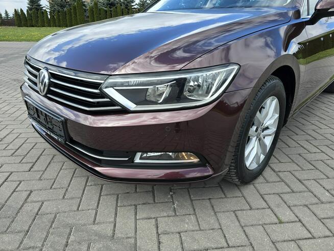 Volkswagen Passat 1,6tdi AUTOMAT.Navi.Klimatr 2 str.Serwis.Tempomat.Łopatki Zmiany Bie.