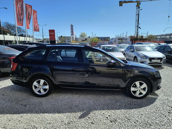 Škoda Octavia Salon PL|ALU 16"+ wielosezon |PDC| |tempomat|LED|Carplay_Android