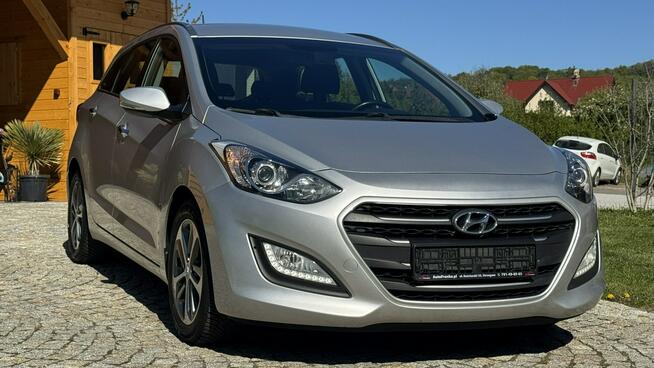 Hyundai i30 1.6 CRDI 110KM z Niemiec, SERWISOWANY, Kamera, Nawigacja, PDC, Led!