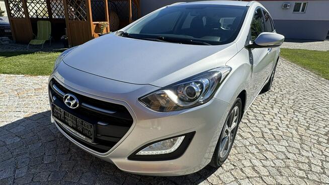 Hyundai i30 1.6 CRDI 110KM z Niemiec, SERWISOWANY, Kamera, Nawigacja, PDC, Led!