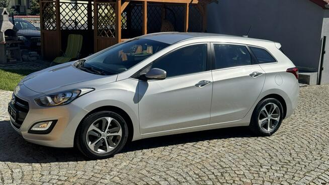 Hyundai i30 1.6 CRDI 110KM z Niemiec, SERWISOWANY, Kamera, Nawigacja, PDC, Led!