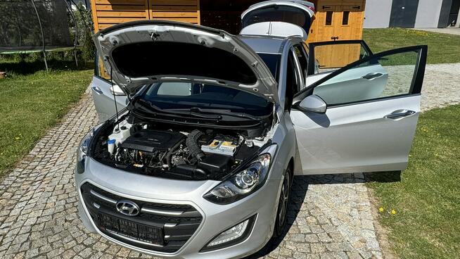 Hyundai i30 1.6 CRDI 110KM z Niemiec, SERWISOWANY, Kamera, Nawigacja, PDC, Led!