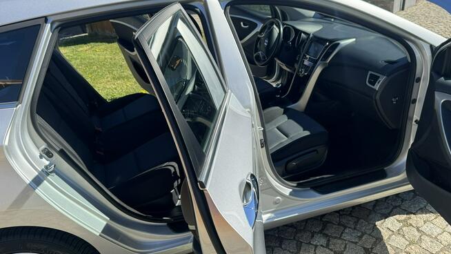 Hyundai i30 1.6 CRDI 110KM z Niemiec, SERWISOWANY, Kamera, Nawigacja, PDC, Led!