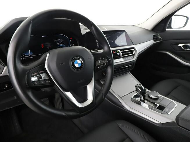 BMW 320 FV23, automat, phev, skóra, ledy, kamera, navi