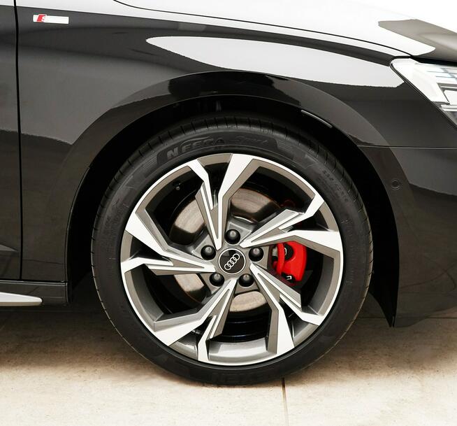 Audi A3 Quattro Sline Matrix TempomatACC Kamery360 HeadUp SONOS3D Webasto