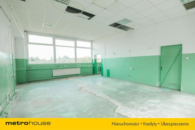Obiekt biurowo-produkcyjny 930 m² ,działka 4561 m²