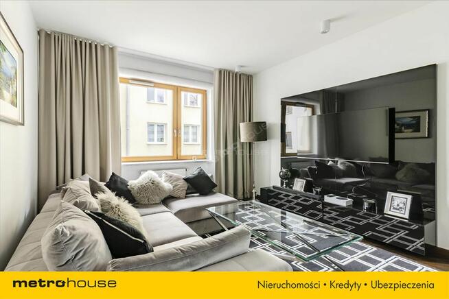 Luksusowy apartament z loggią blisko Metra